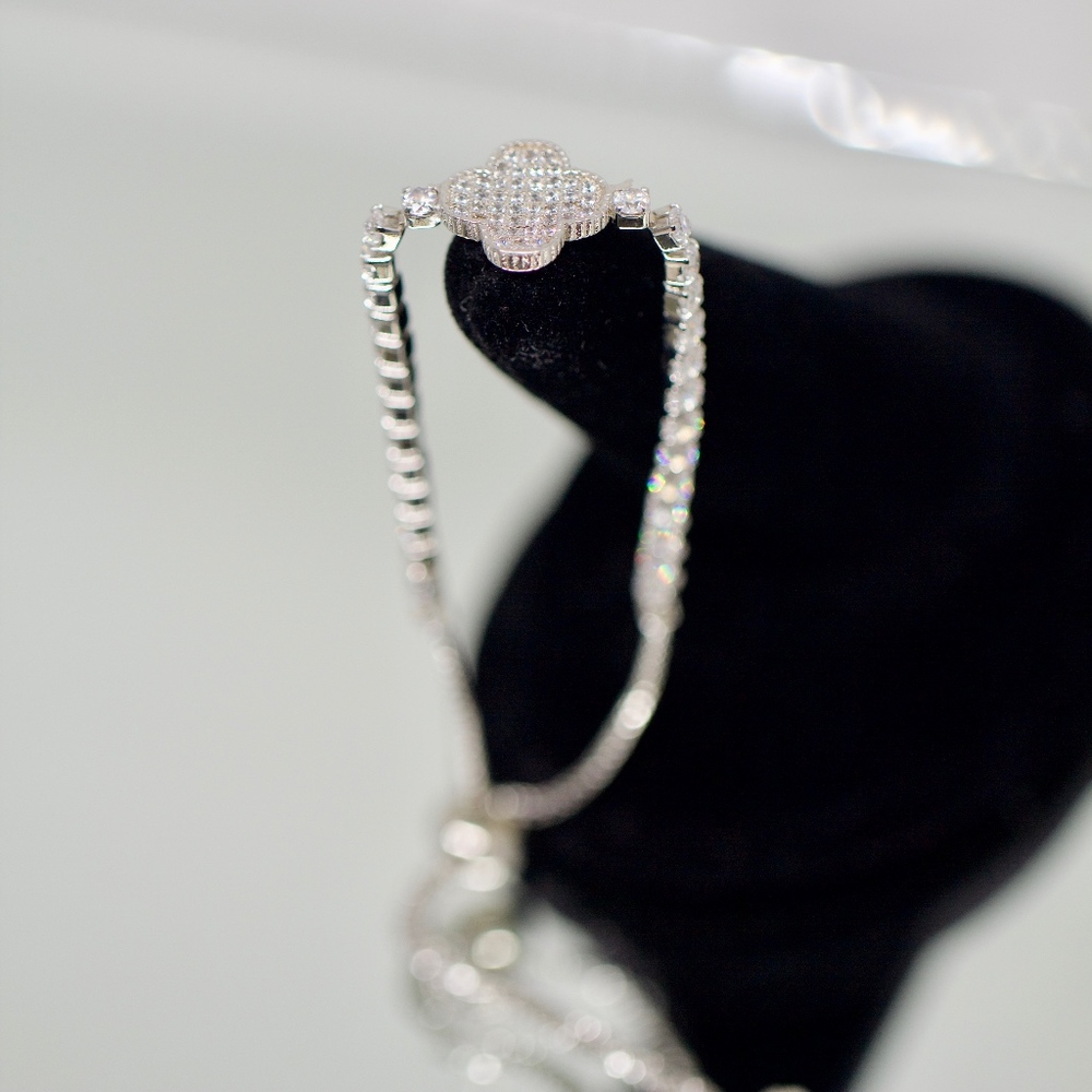 18k Gold Dipped Adjustable Tennis Leaf Bracelet - image 8